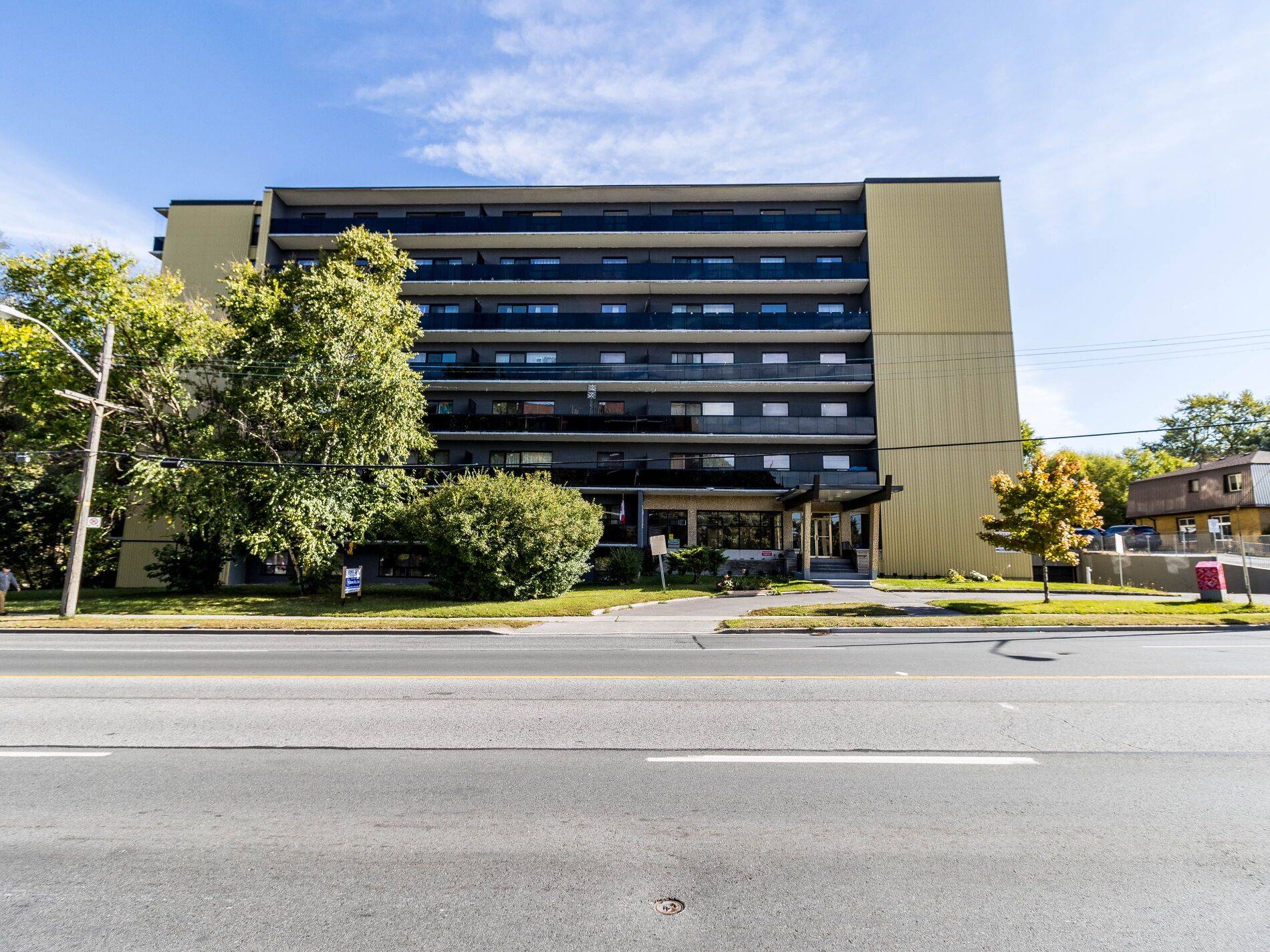 1651 Victoria Pk AVE #305, Toronto E04, ON M1R 1P9