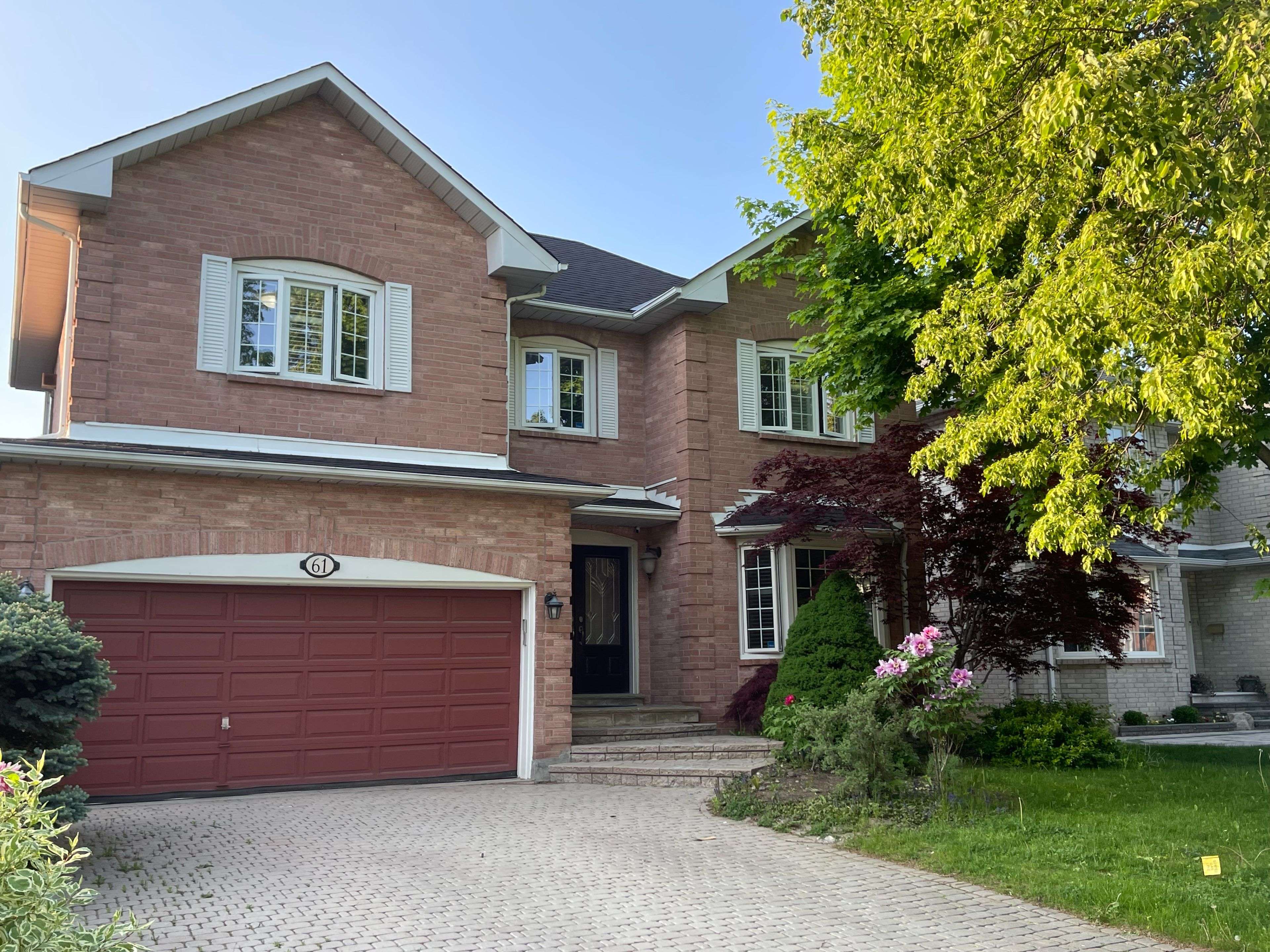 61 Mary Elizabeth CRES, Markham, ON L3R 9L4