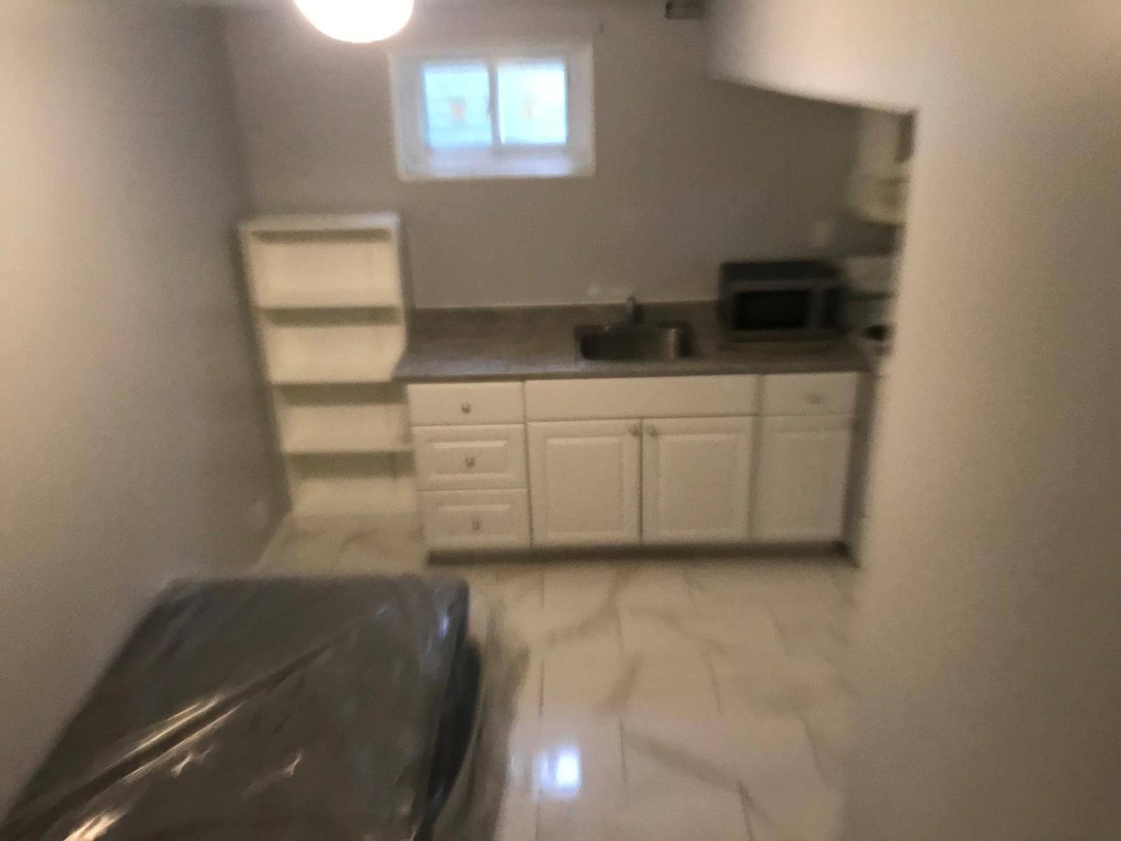 Toronto W10, ON M9V 1B2,1563 Albion RD #64