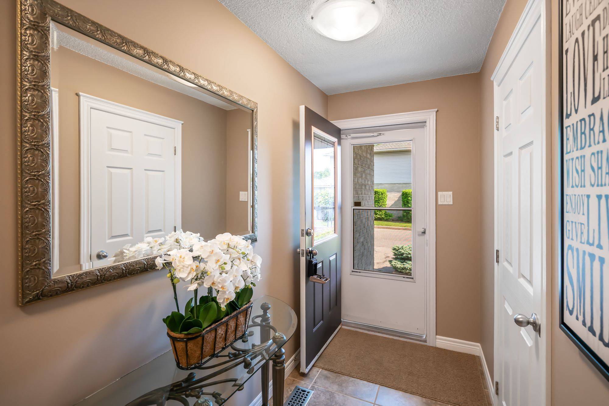 Welland, ON L3C 7B5,125 Woodlawn RD #23