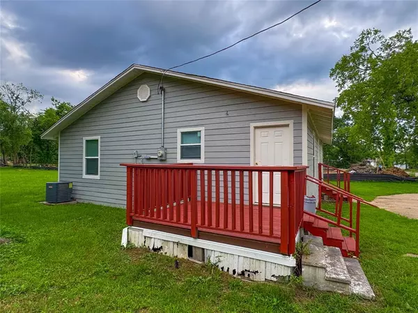 Sulphur Springs, TX 75482,921 Longino Street