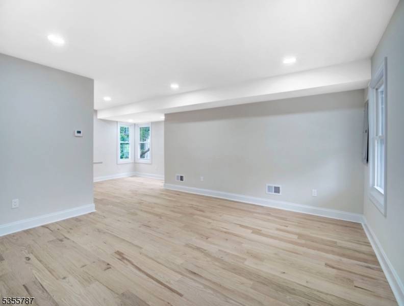 Bloomfield Twp., NJ 07003,138 Willow St