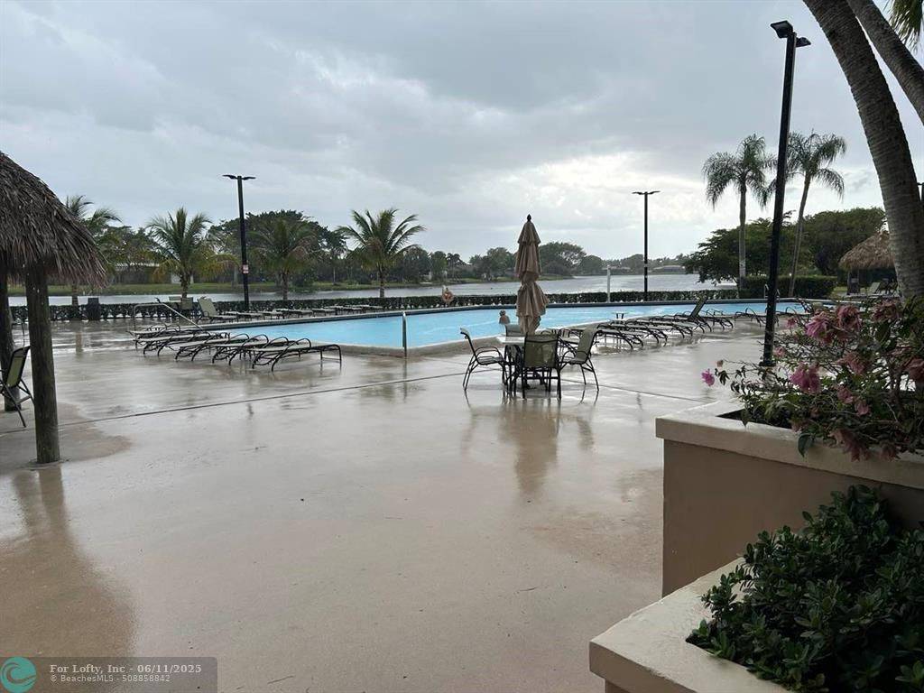 Weston, FL 33326,73 Gables Blvd