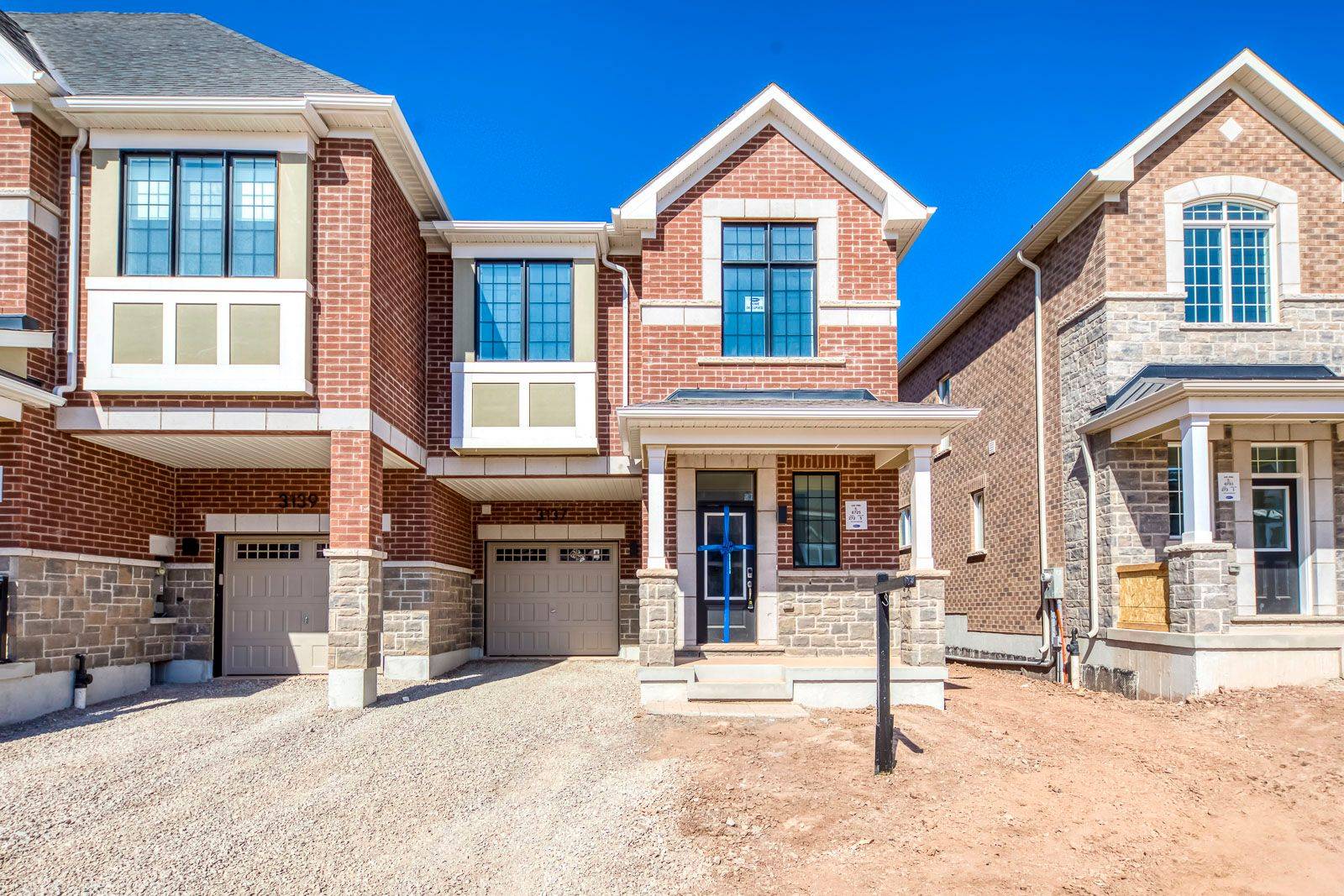 3137 John McKay BLVD, Oakville, ON L6H 8A7