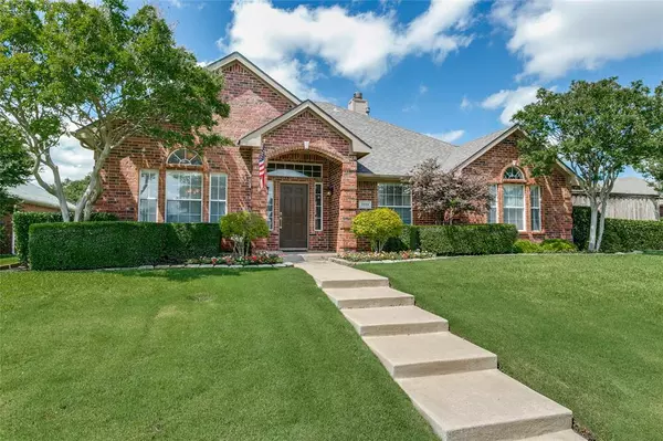 2729 Running Duke Drive, Carrollton, TX 75006