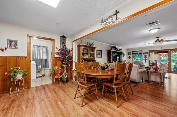 Lacy Lakeview, TX 76705,109 S Bermuda Street