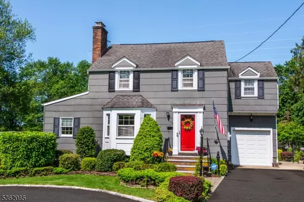 178 Walnut St, Livingston Twp., NJ 07039