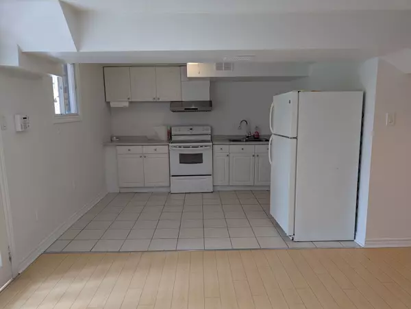 Pickering, ON L1X 2J5,1565 Somergrove CRES #Basement