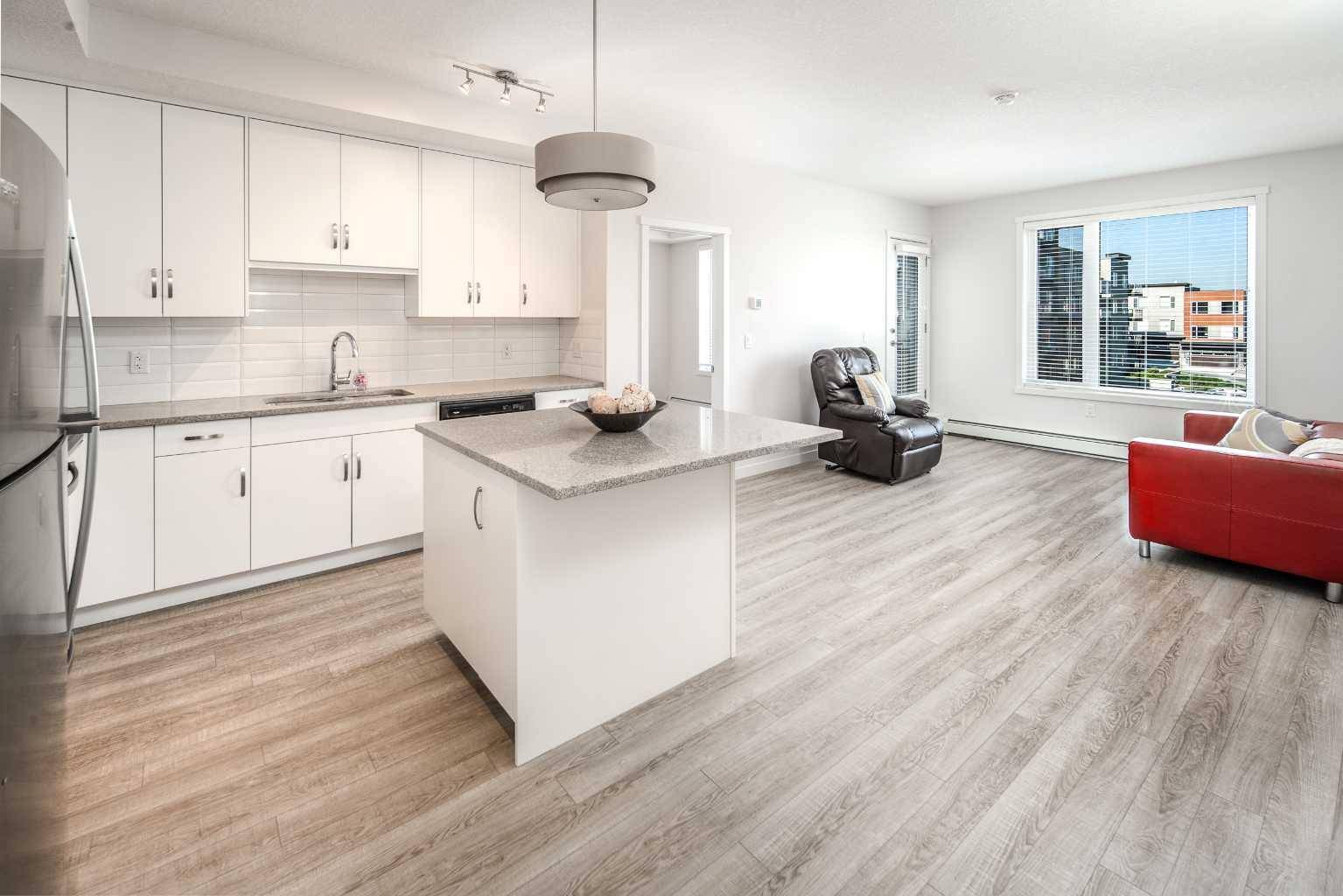 Calgary, AB T2Y 0R1,30 Shawnee Common SW #408