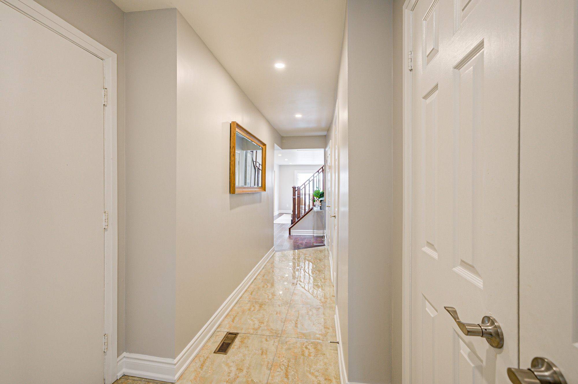 Toronto E07, ON M1V 2J4,79 Radwell CRES