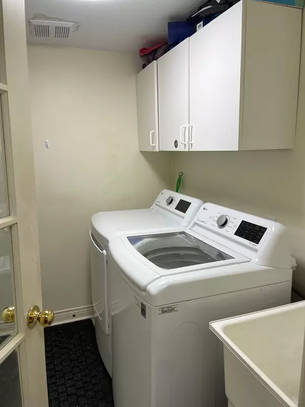 Richmond Hill, ON L4S 2H2,96 Ruby CRES
