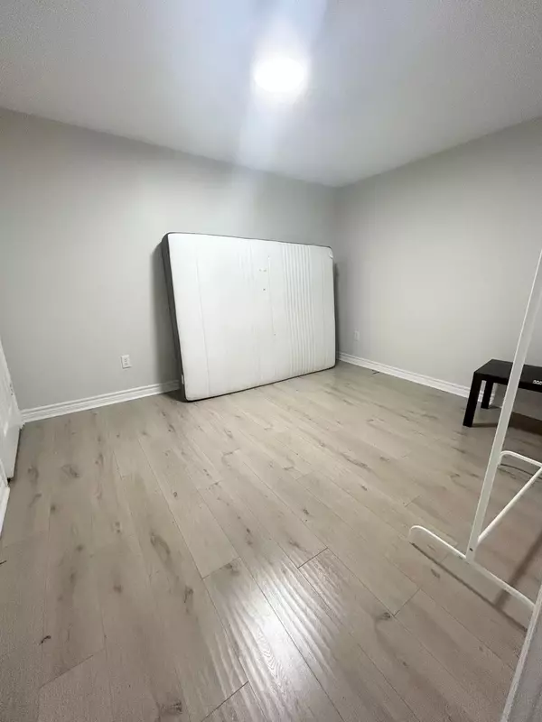 Vaughan, ON L6A 3C6,80 Purcell CRES
