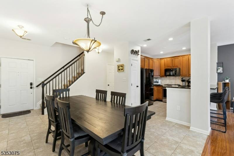 Union Twp., NJ 07083,211 Swanstrom Pl #211