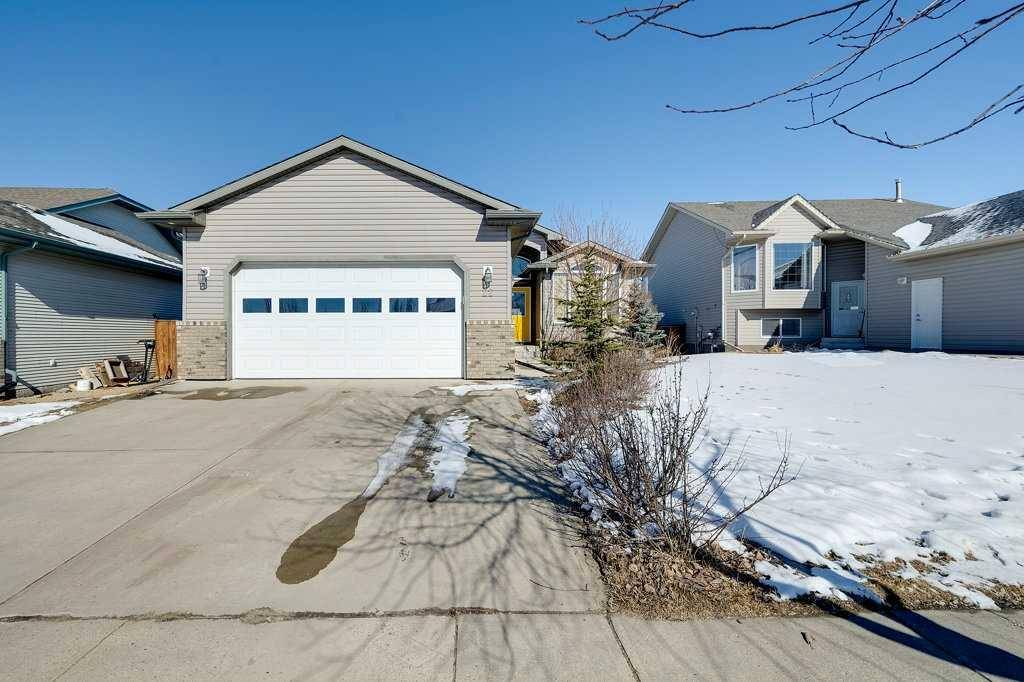 22 Firdale DR, Sylvan Lake, AB T4S 2L2