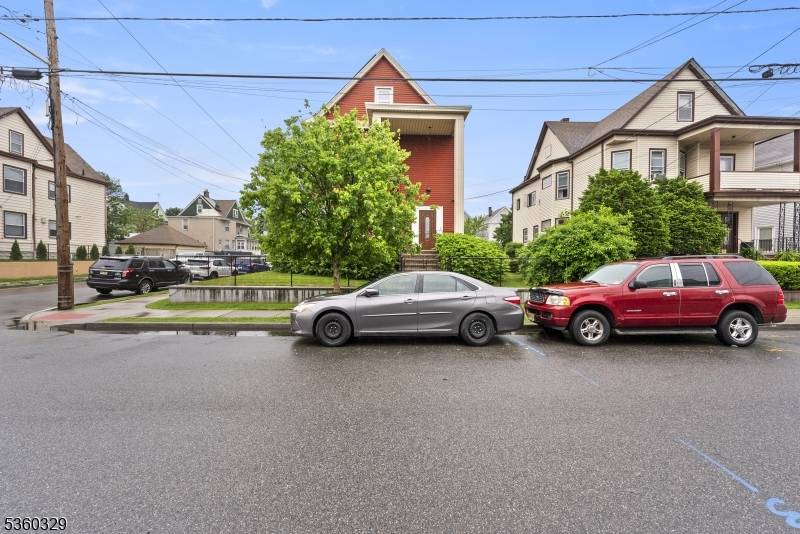 Clifton City, NJ 07011,47 Mahar Ave