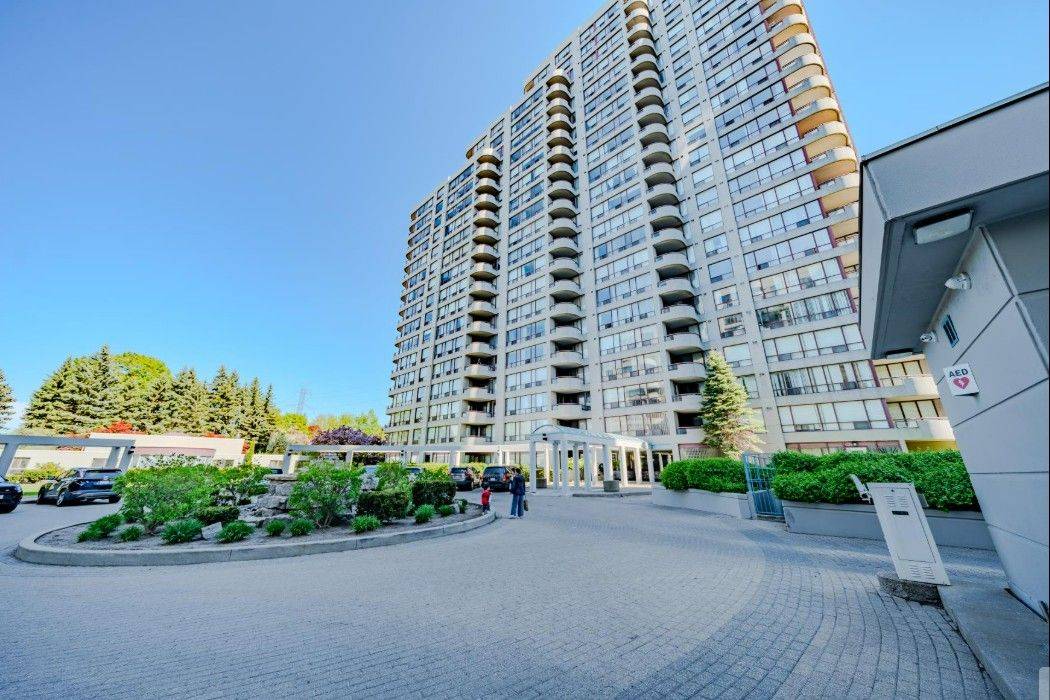 5765 Yonge ST #PH504, Toronto C14, ON M2M 4H9