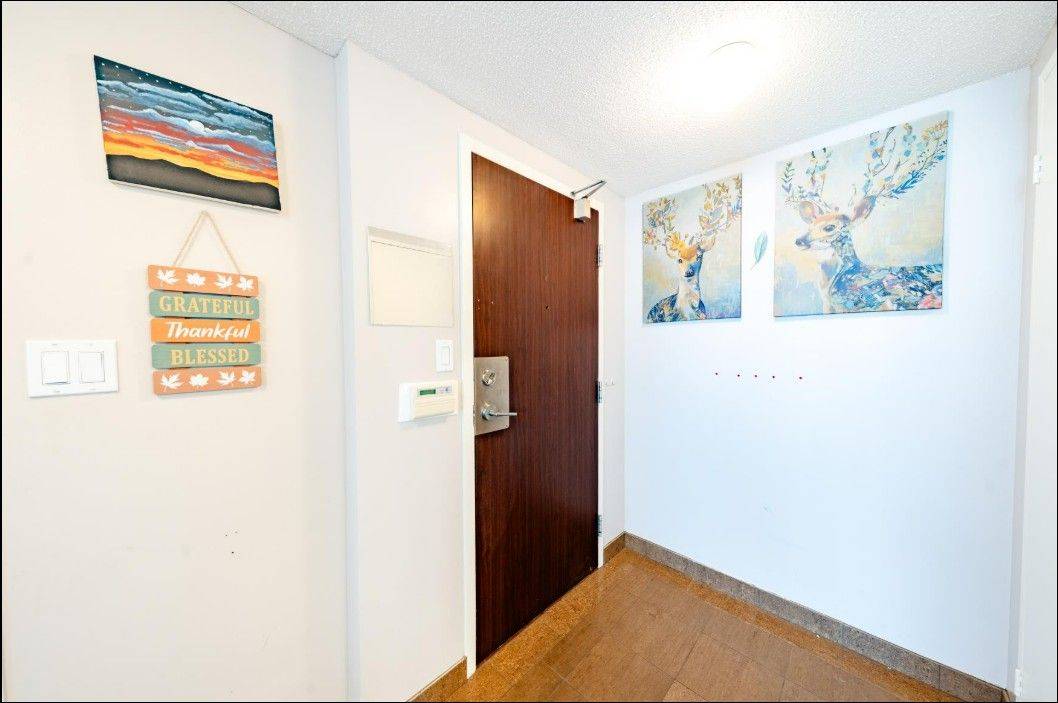 Toronto C14, ON M2M 4H9,5765 Yonge ST #PH504