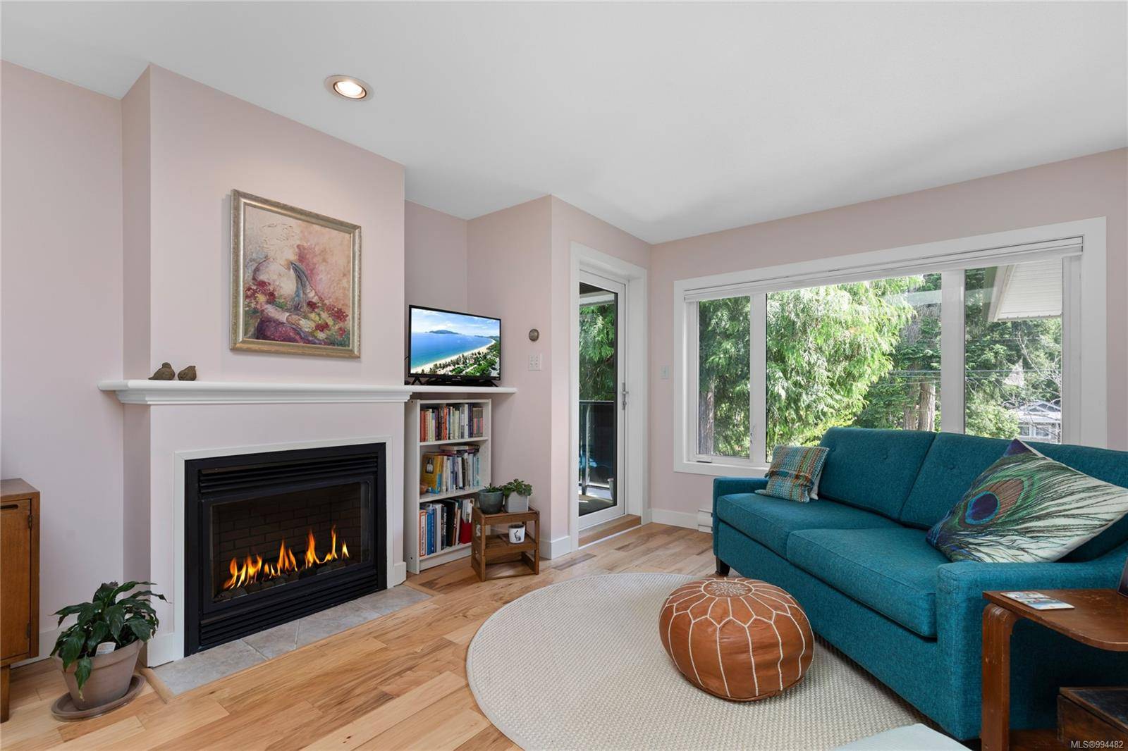 Qualicum Beach, BC V9K 2M2,219 Fern Rd W #6