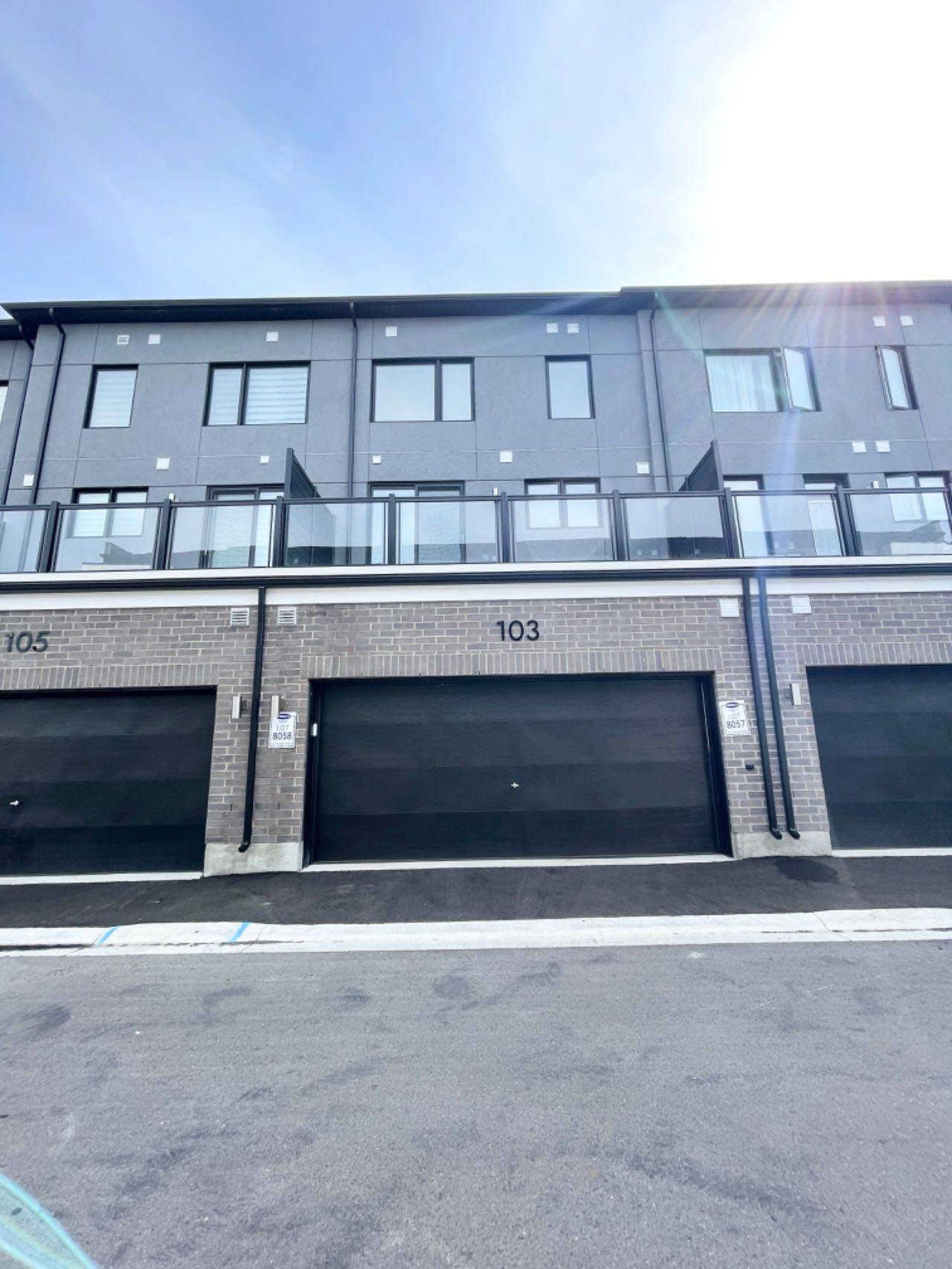 Oakville, ON L6H 0X4,103 Grovewood Common N/A