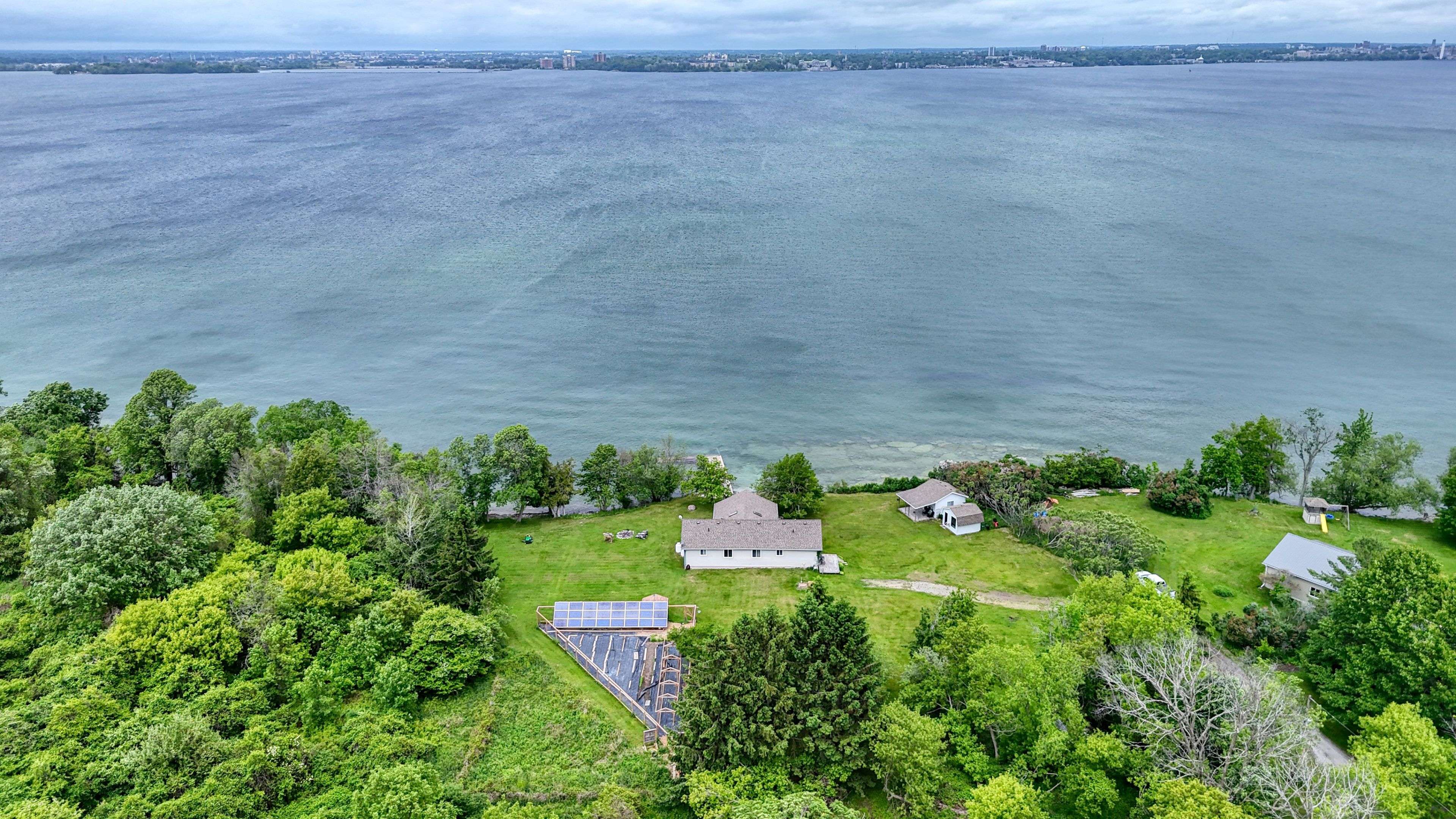 Frontenac Islands, ON K0H 2Y0,168B GOLD COAST LN
