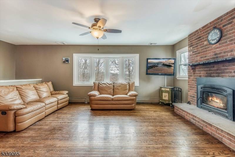 Wantage Twp., NJ 07461,48 Neepaulin Dr
