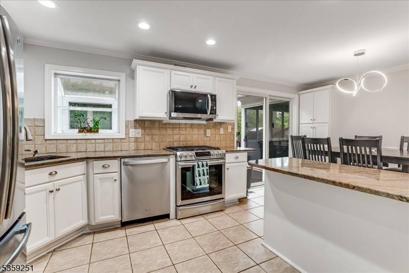 Parsippany-troy Hills Twp., NJ 07950,4 Highland Ct