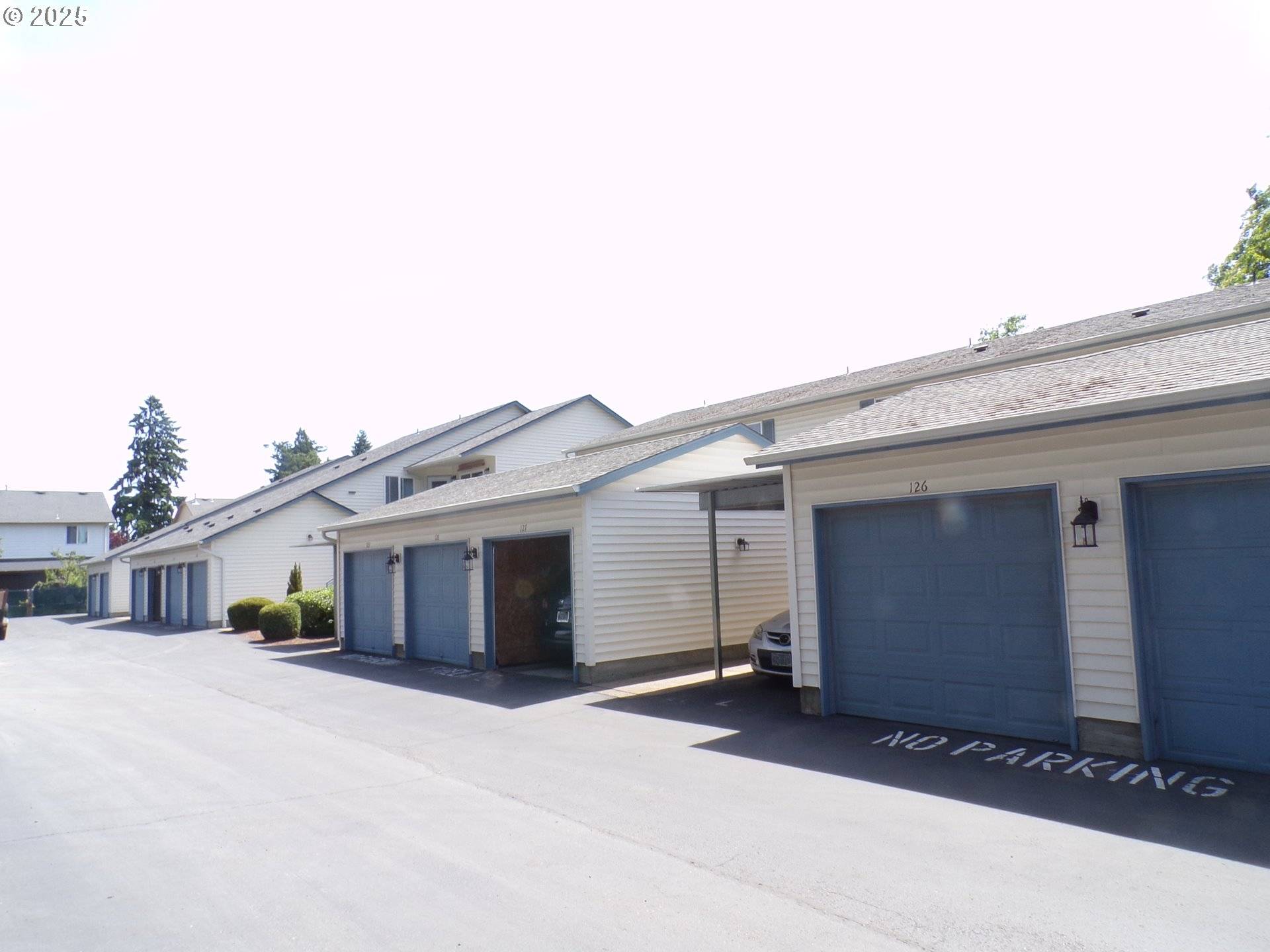 Salem, OR 97305,4792 LANCASTER DR NE