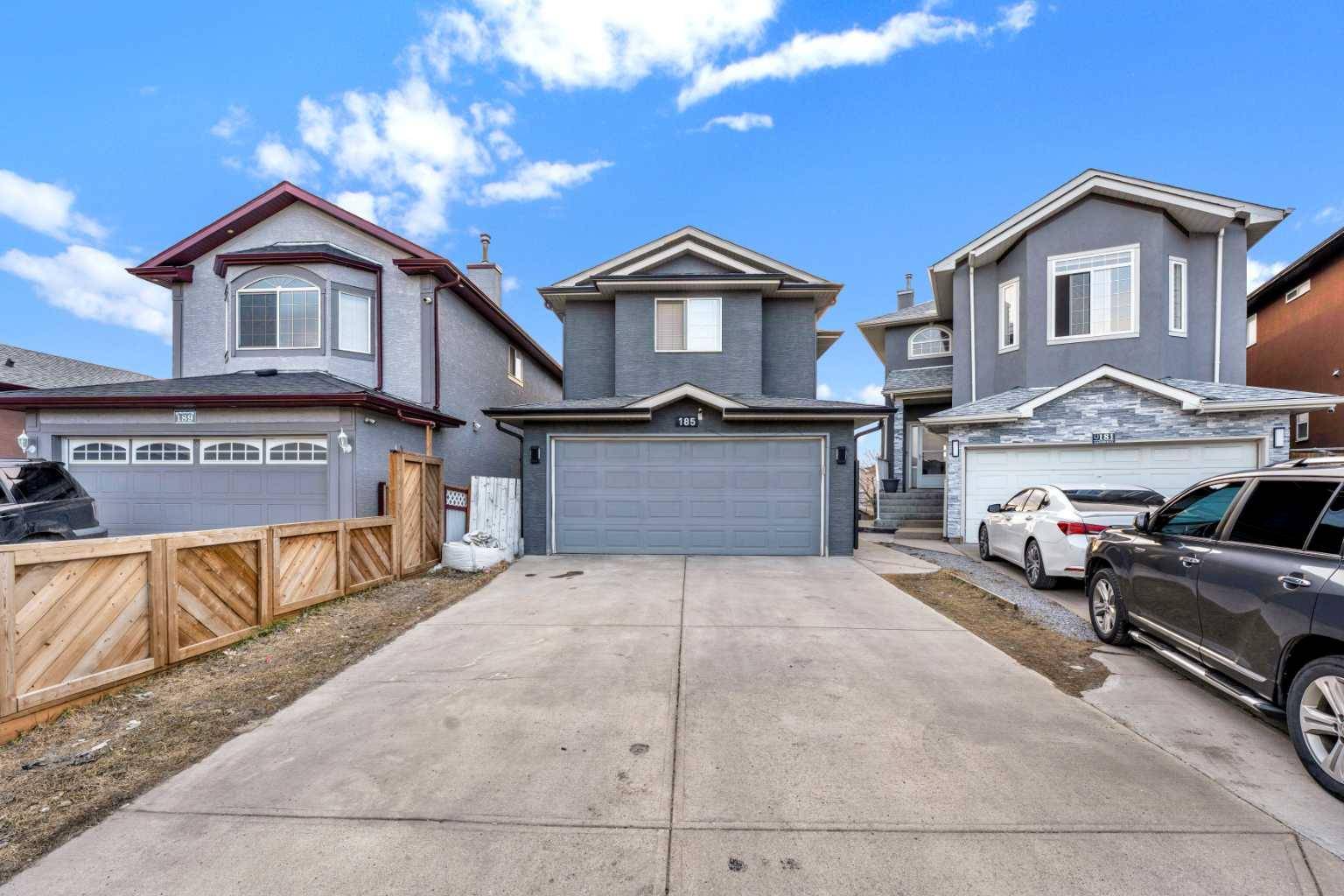 Calgary, AB T3J 5B4,185 Tarawood PL NE