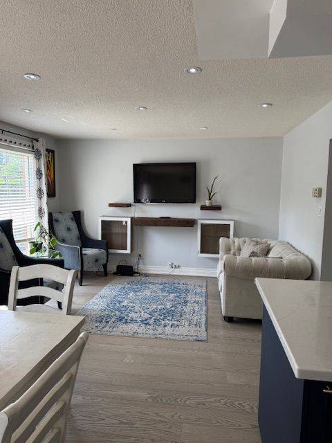 Brampton, ON L6Z 2Y4,5 Kintyre ST