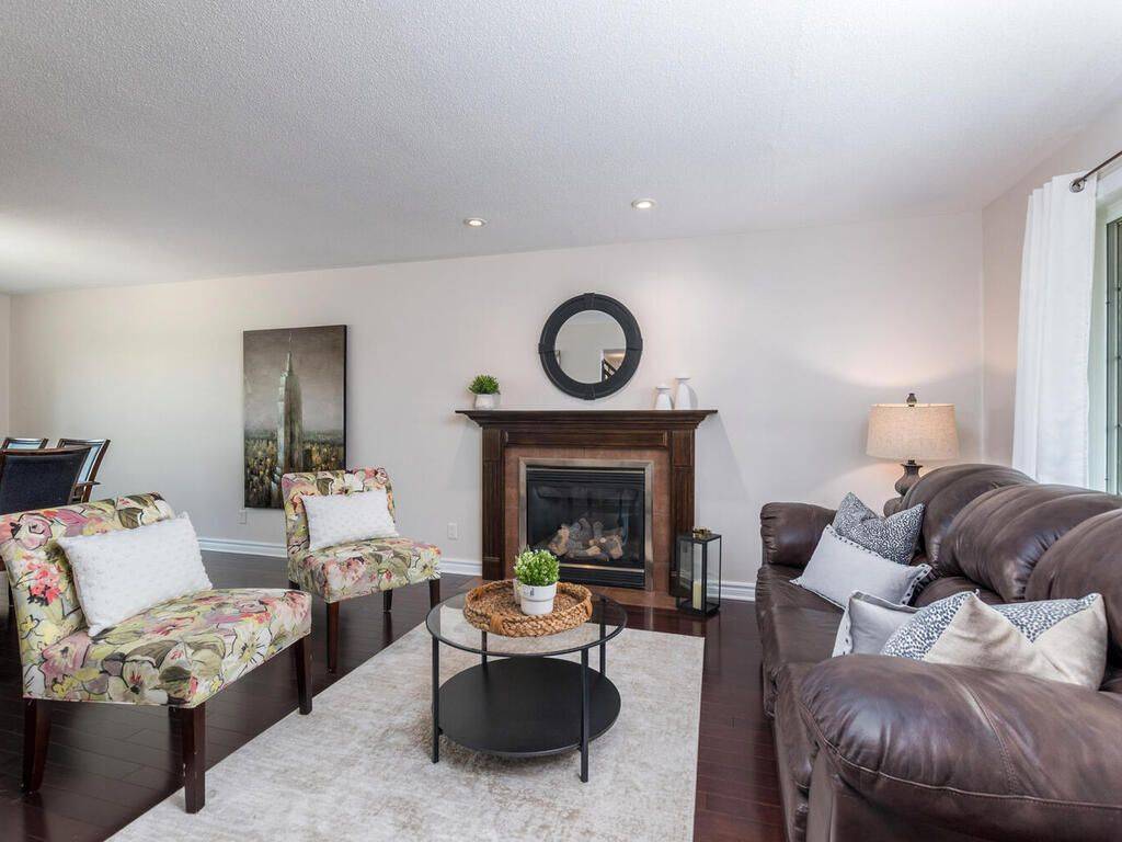 Carleton Place, ON K7C 4V2,111 Comba DR