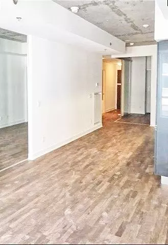 Toronto C01, ON M6J 0E5,20 Minowan Miikan LN #221