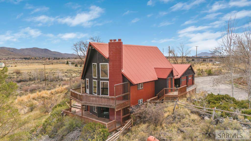 2440 Cannon Road, Arco, ID 83213