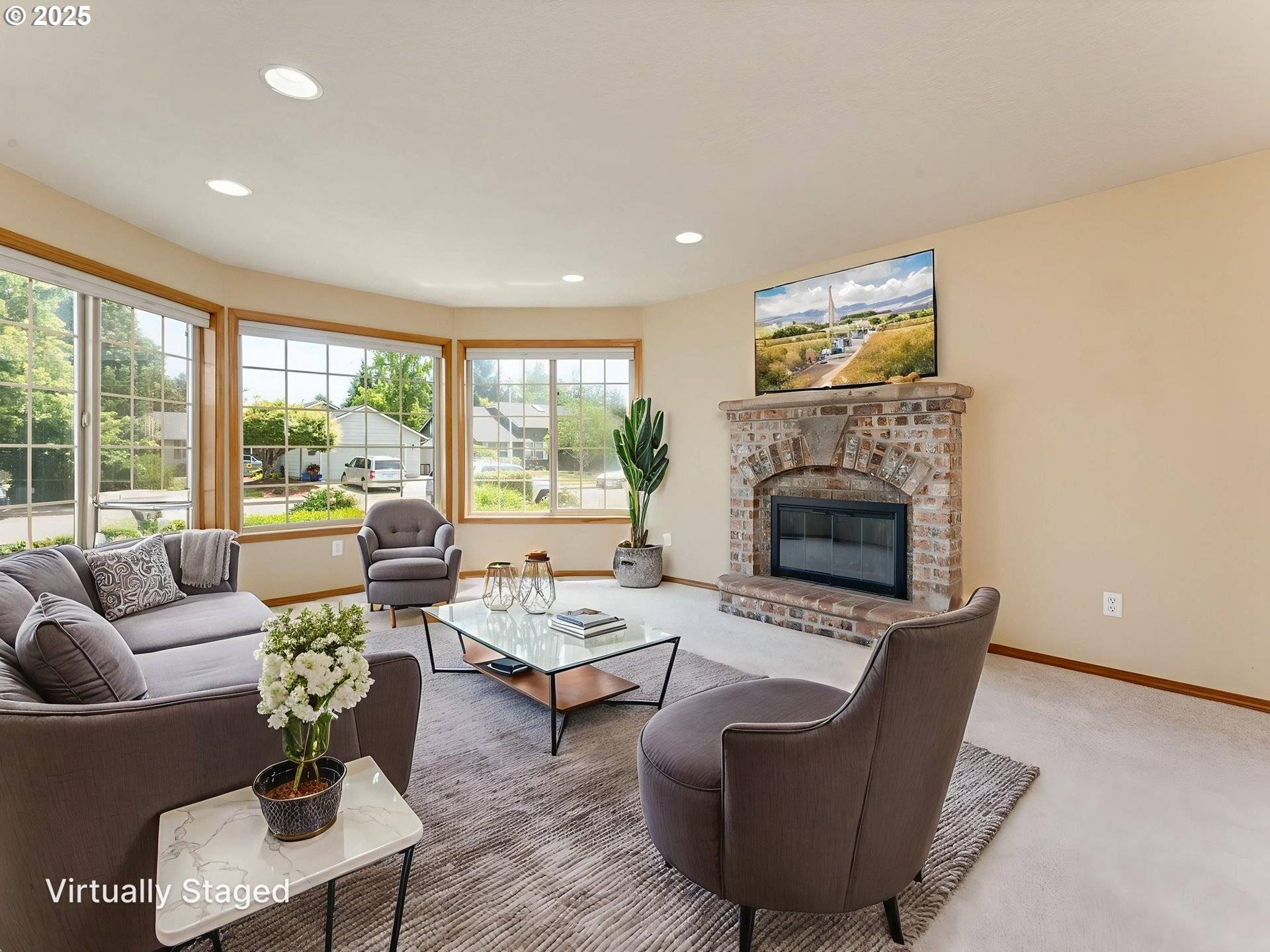 Mc Minnville, OR 97128,651 SW WESTVIEW DR