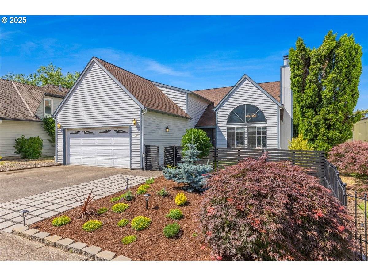 13217 SW FALCON RISE DR, Tigard, OR 97223