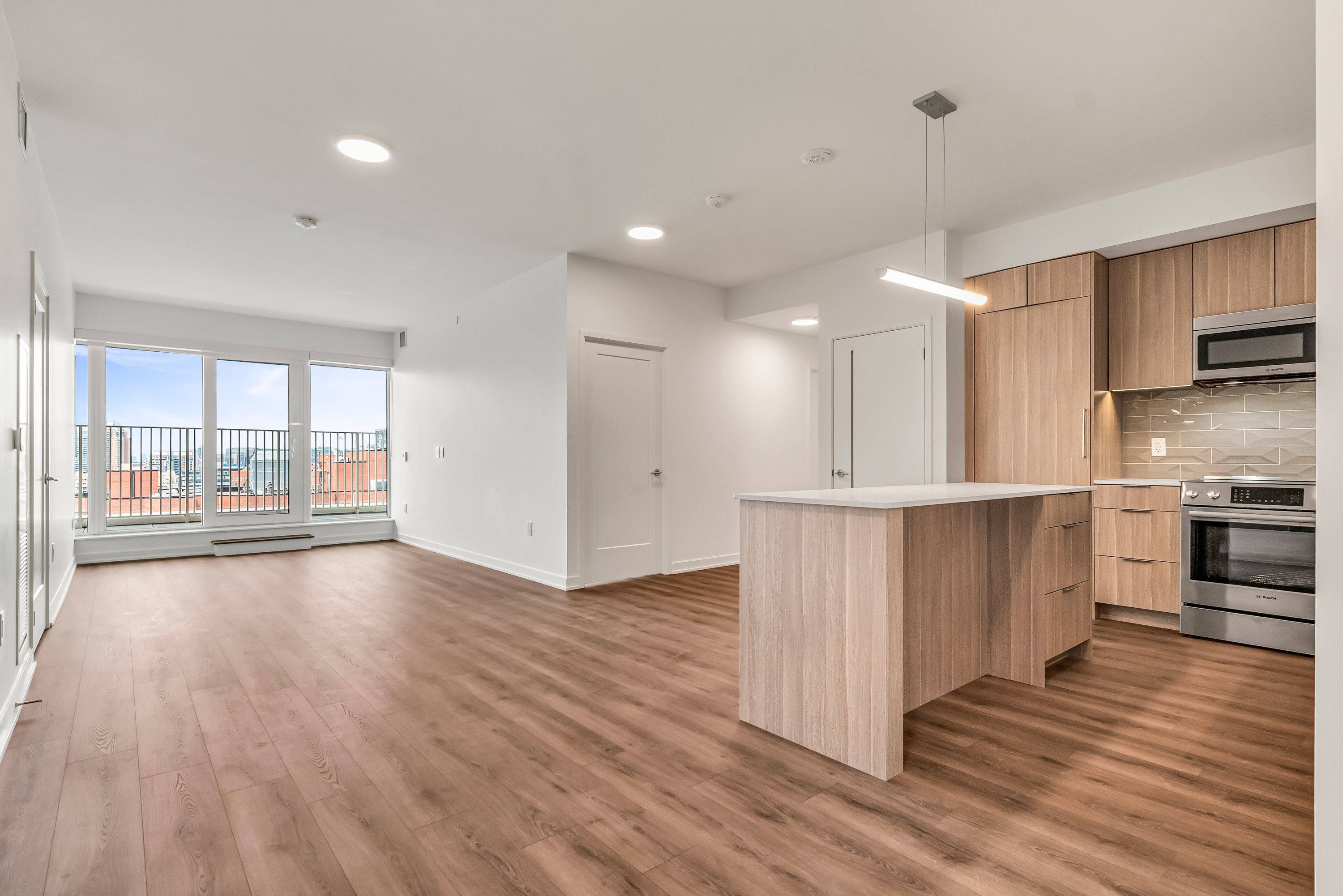 Toronto C01, ON M5V 0W8,88 Bathurst ST #1122