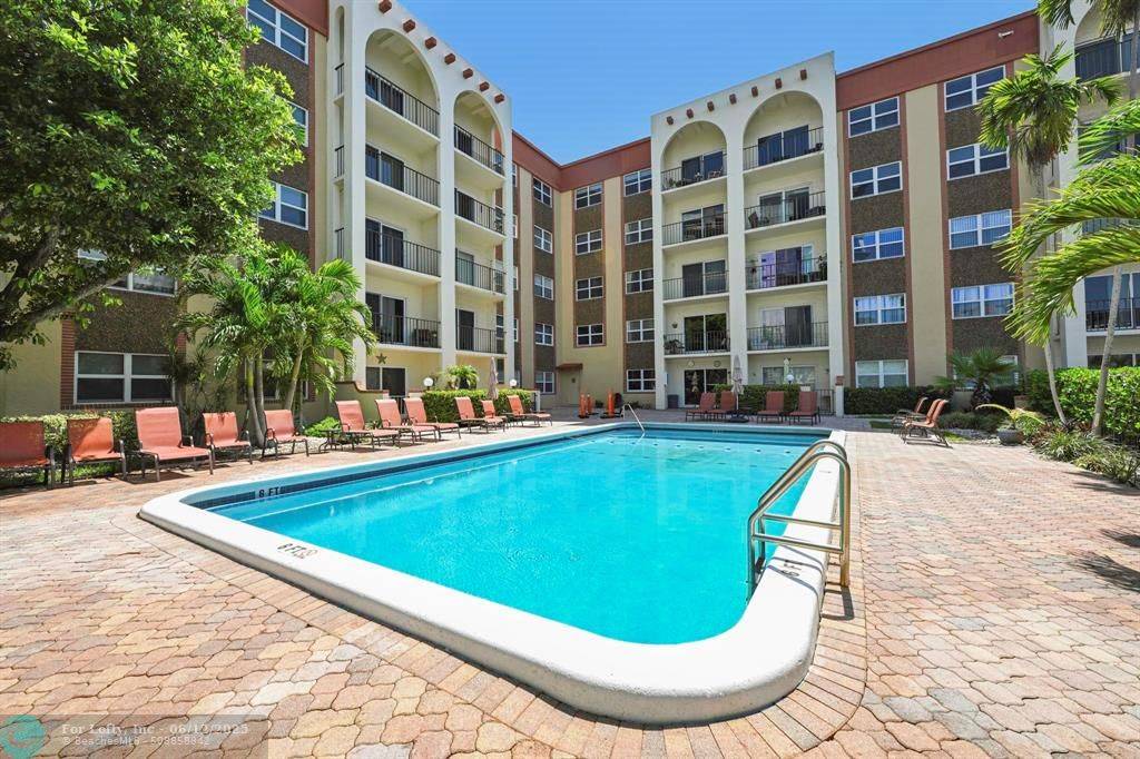 Pompano Beach, FL 33062,400 N Riverside Dr  #404