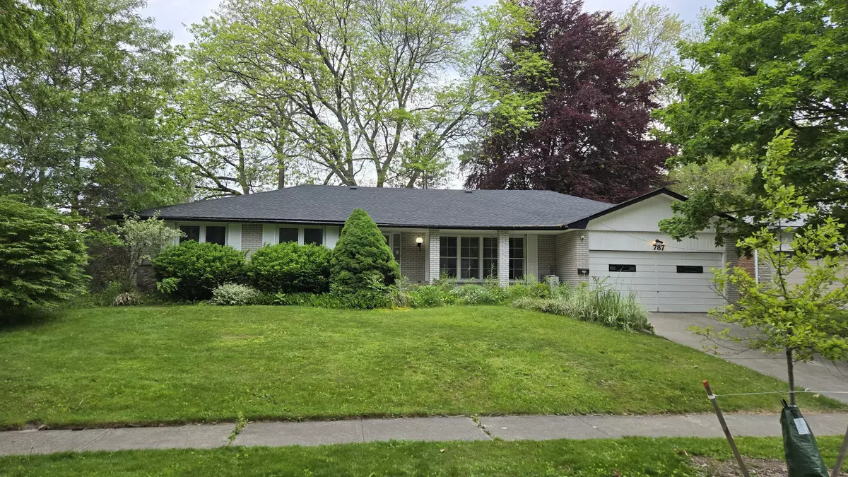 Mississauga, ON L5H 1E5,787 Dack BLVD