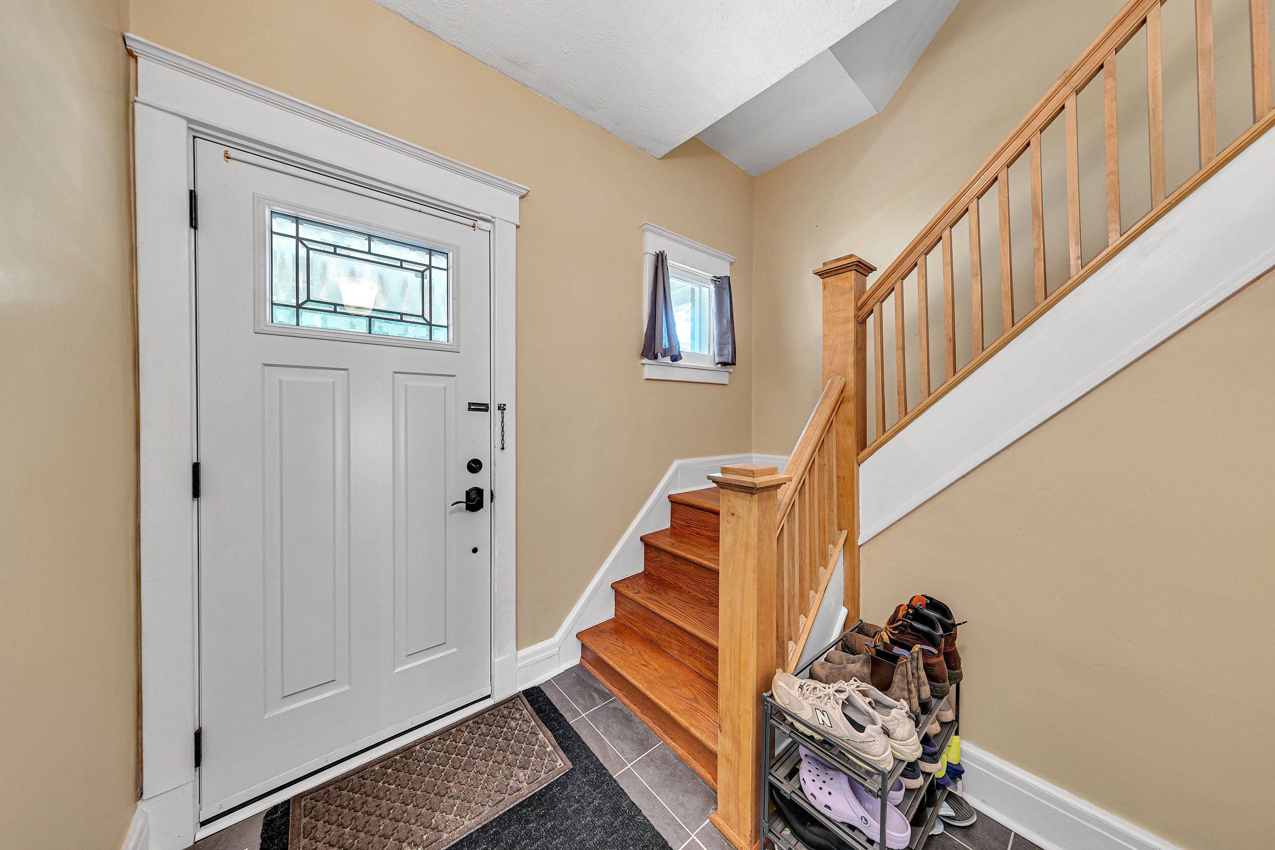 Oshawa, ON L1G 5S4,75 Oshawa BLVD N