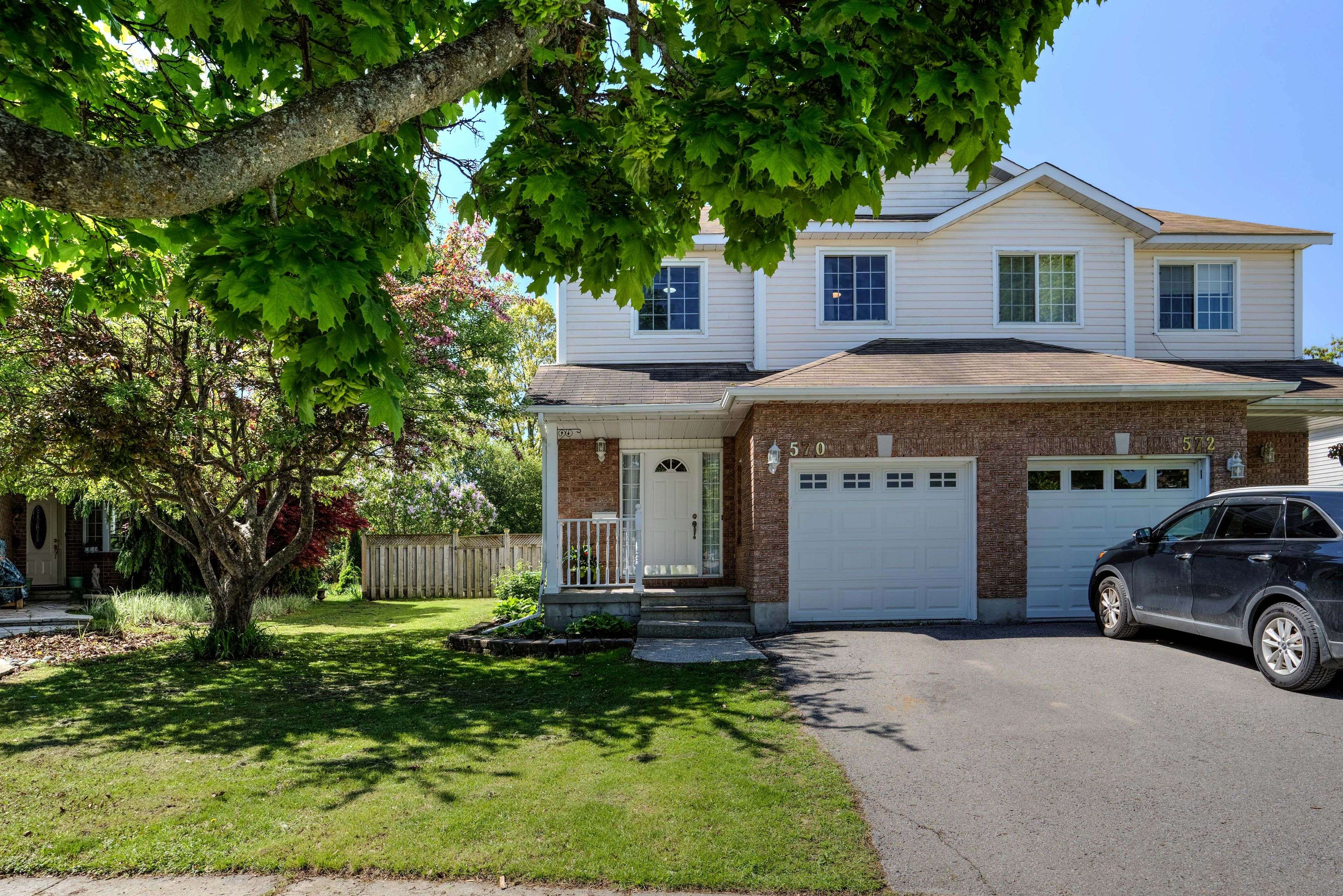 Kingston, ON K7M 8X3,570 Barnsley CRES