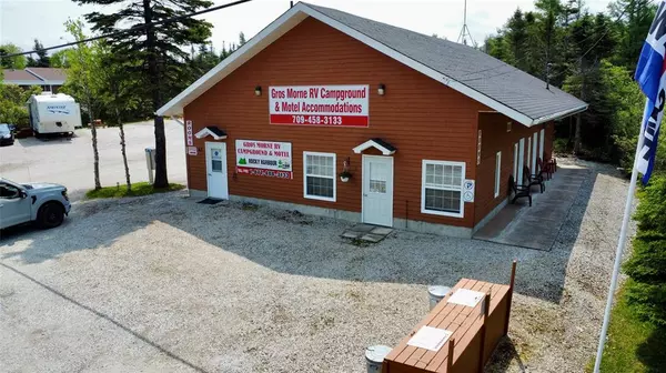 41 West link Road, Rocky Harbour, NL A0K 4N0