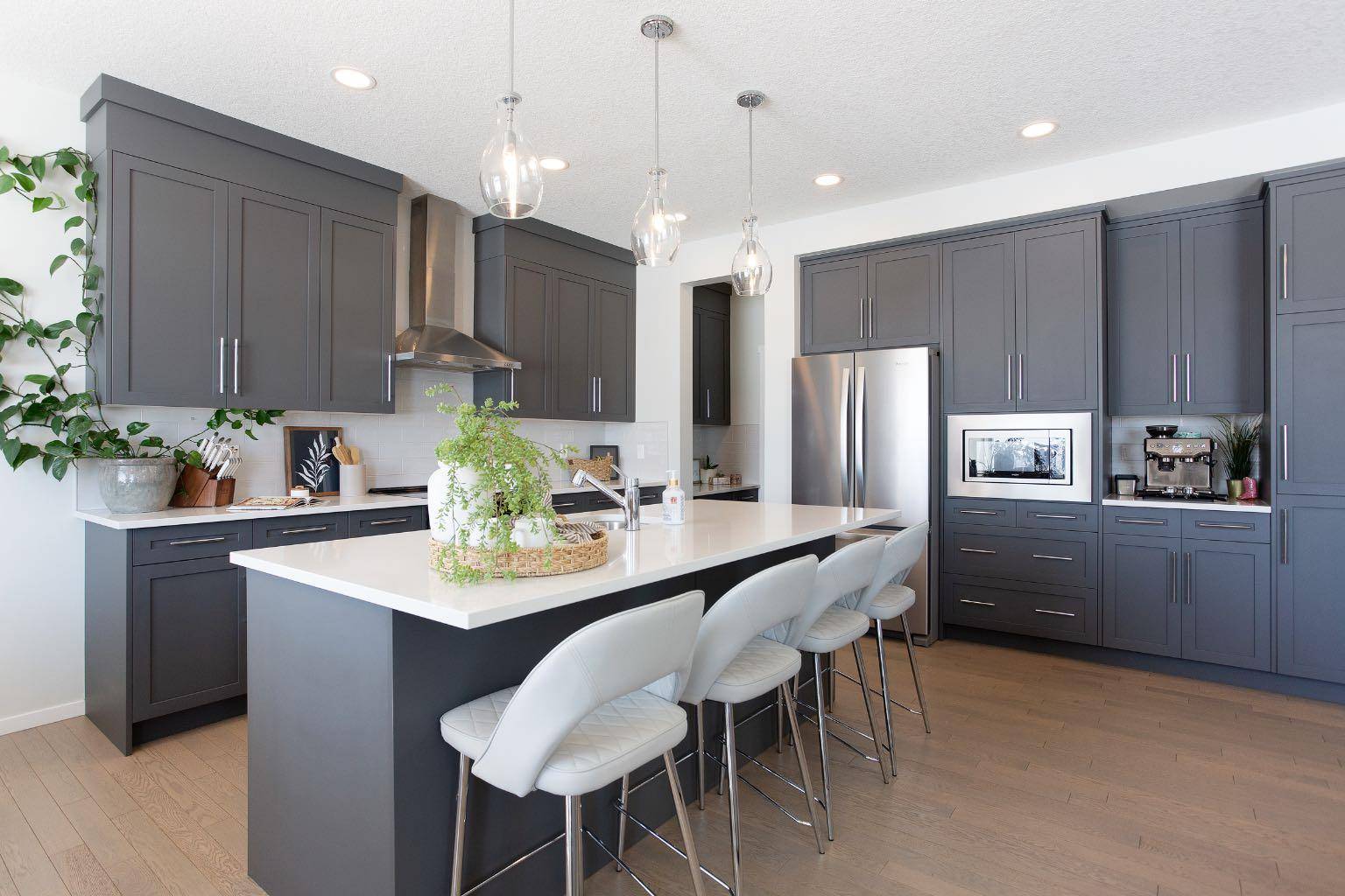 Airdrie, AB T4A 0R3,37 Kingsbury Close Southeast