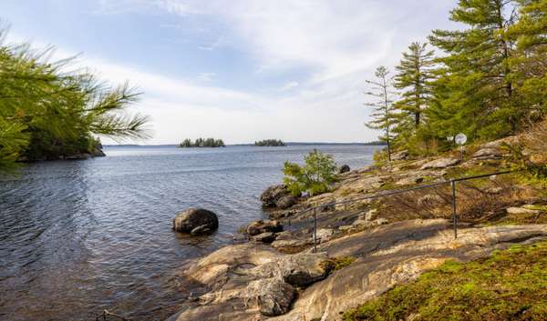 1-1076 Birch Point RD, Gravenhurst, ON P1P 1R1