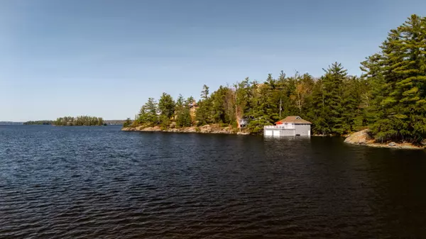 Gravenhurst, ON P1P 1R1,1-1076 Birch Point RD