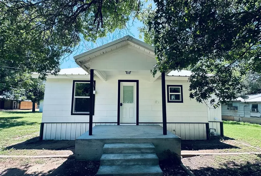 103 S Cotton Belt, Gustine, TX 76455