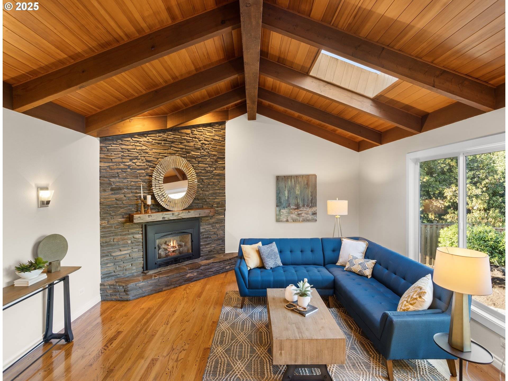 Lake Oswego, OR 97034,13920 SHIREVA DR