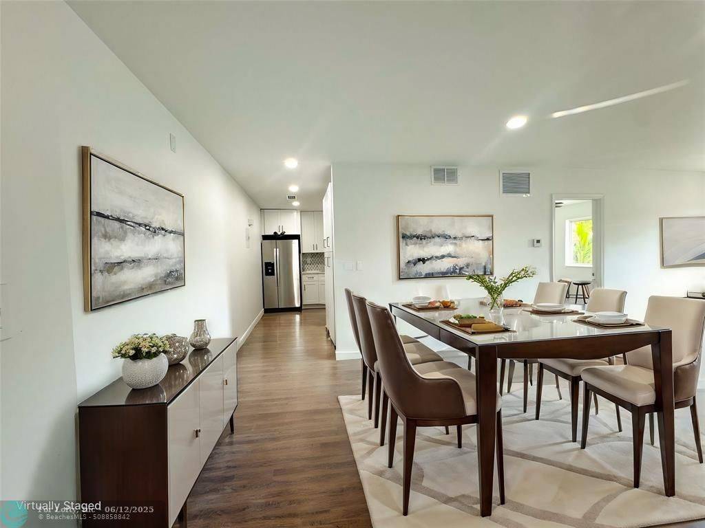 Wilton Manors, FL 33305,119 NE 19th Ct  #207G