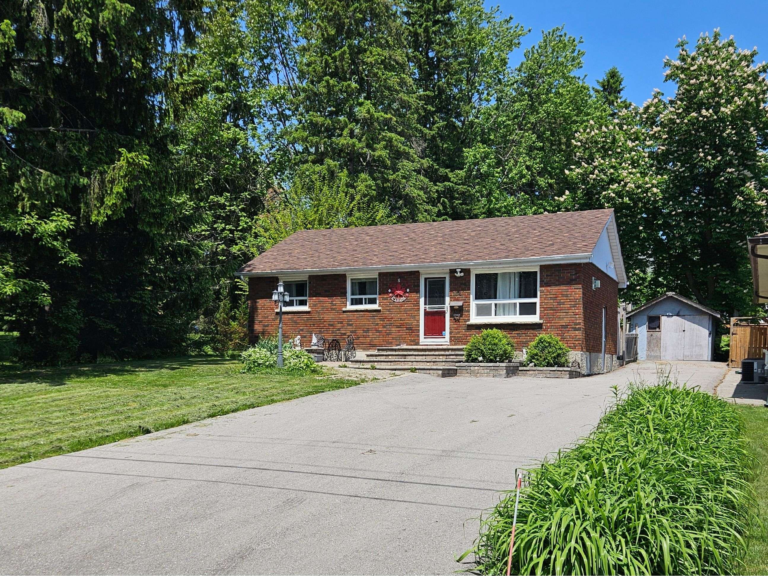 304 Old Homestead RD, Georgina, ON L4P 1E7