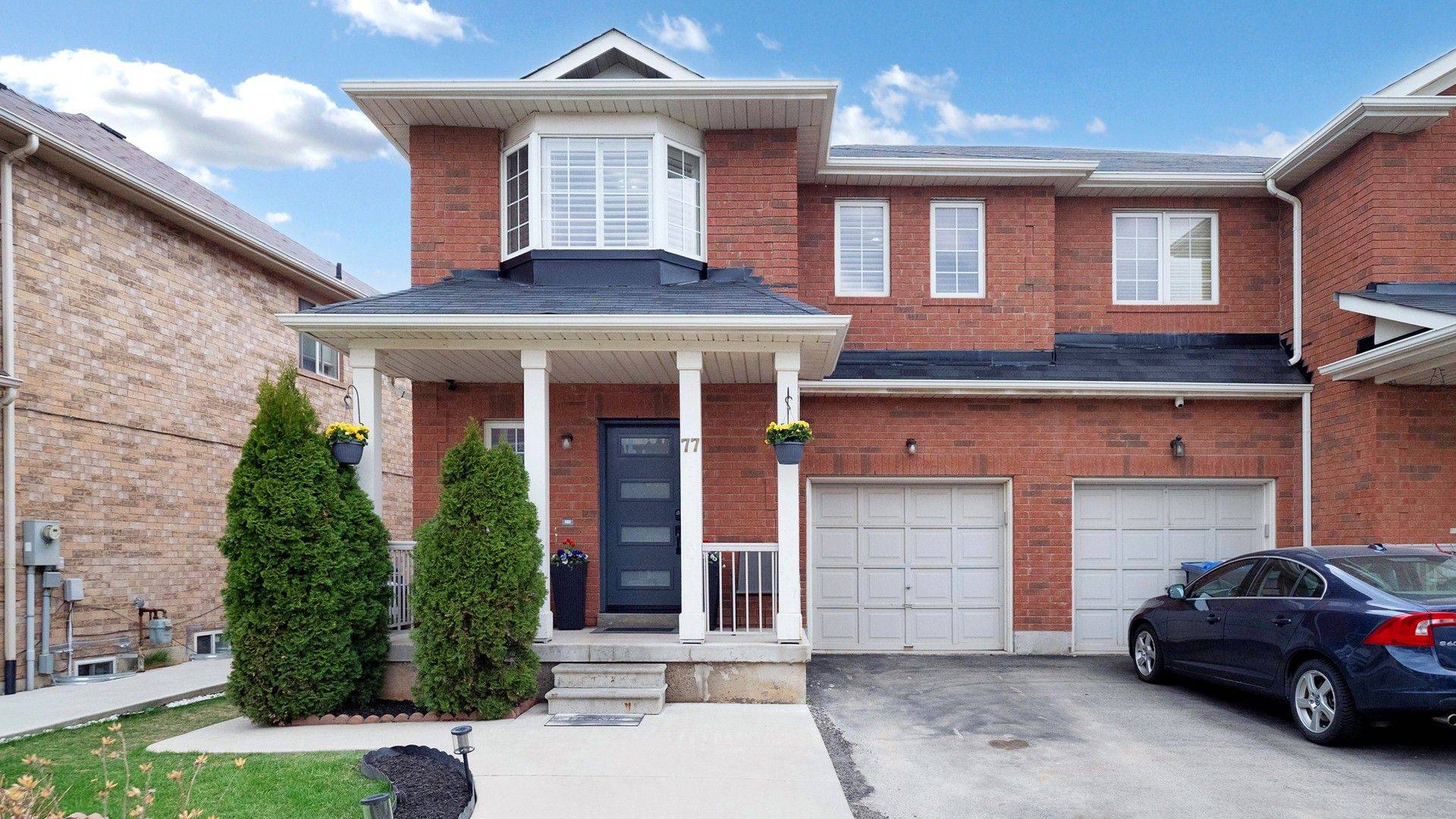 Brampton, ON L6X 0T4,77 Commodore DR
