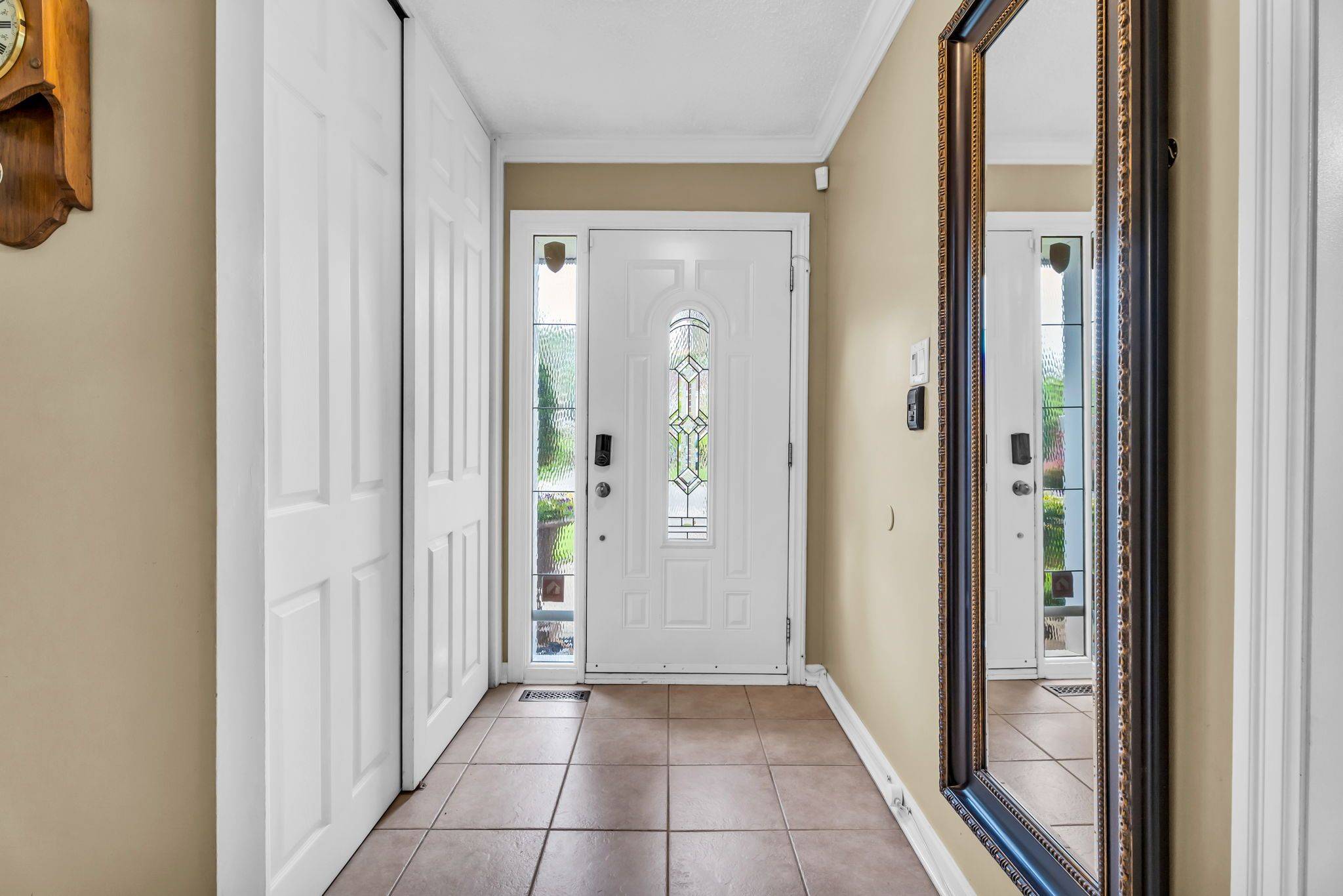 Brampton, ON L6S 2Y4,18 Mansfield ST
