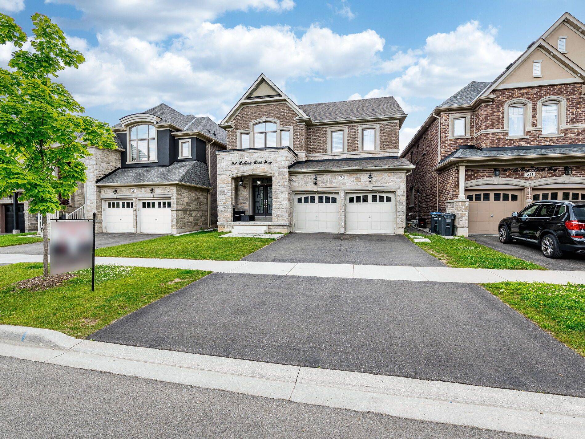 22 Rolling Rock WAY, Brampton, ON L6Y 6H3